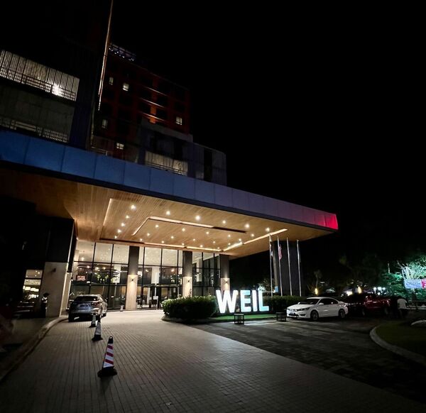 WEIL Hotel - Night View